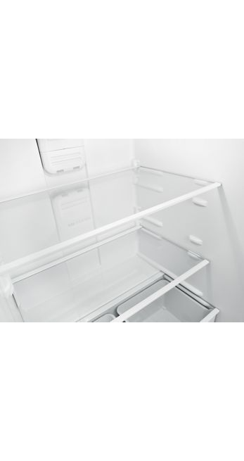 Amana 18.2 cu. ft. Top Freezer Refrigerator in White 3